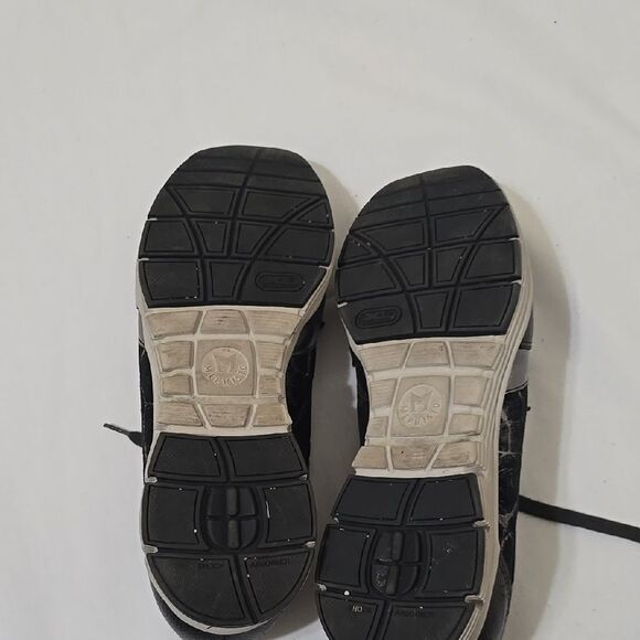 MEPHISTO Black Sneakers with Unique Pattern SIZE 10 US - Picture 9 of 9